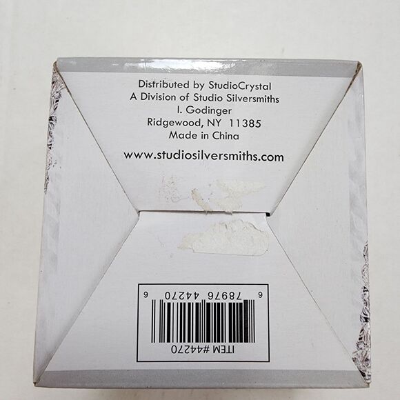 Godinger Studio Crystal Heart Ring Holder in box - Picture 4 of 4